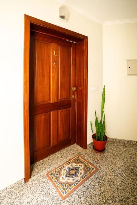Do Conde Nº1 Apartment *